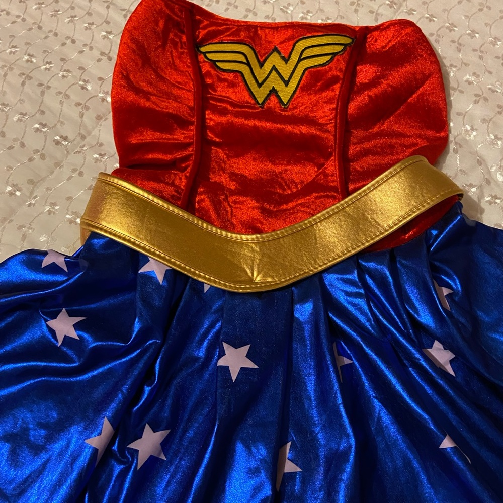 Women’s Wonder Woman costume, size Medium